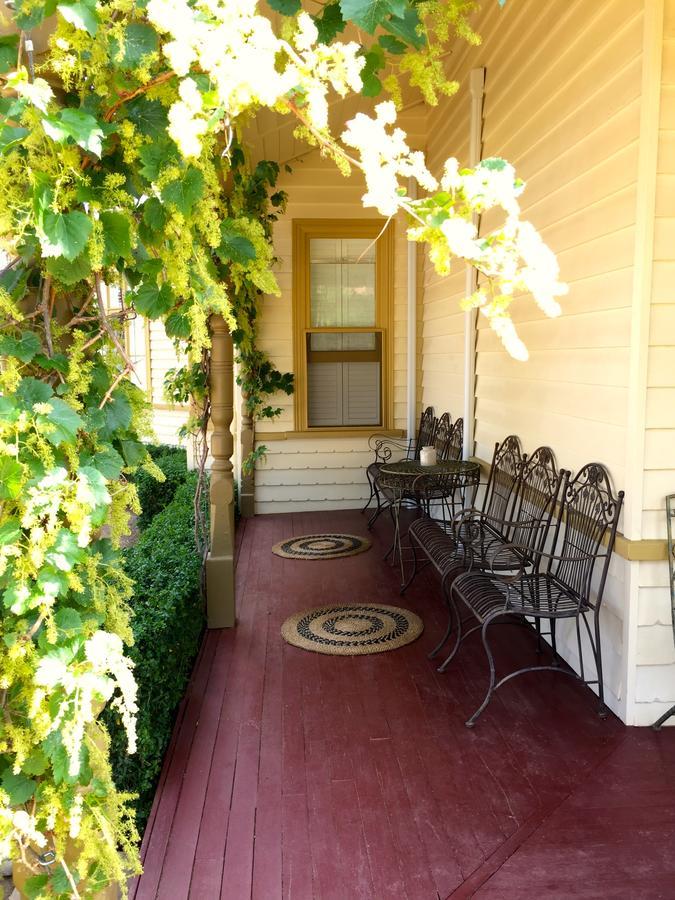 Goldenray Hotel Castlemaine Buitenkant foto