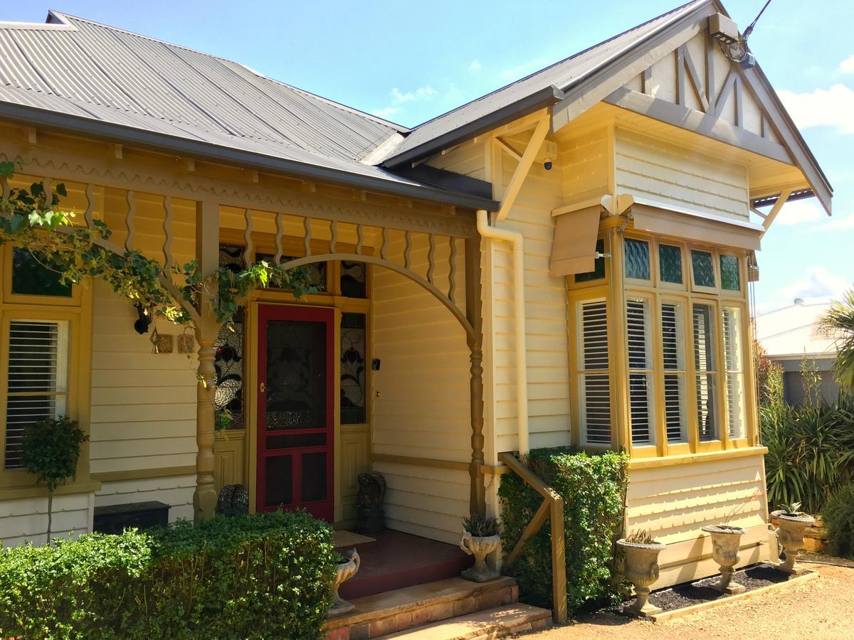 Goldenray Hotel Castlemaine Buitenkant foto